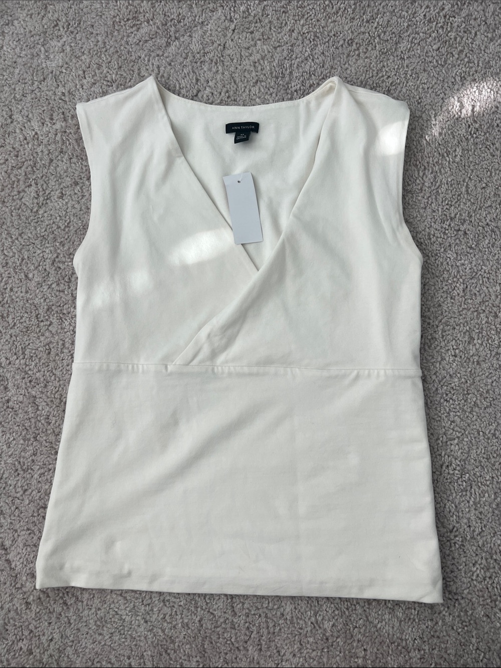 New with tags Ann Taylor vneck cotton top blouse white shirt
